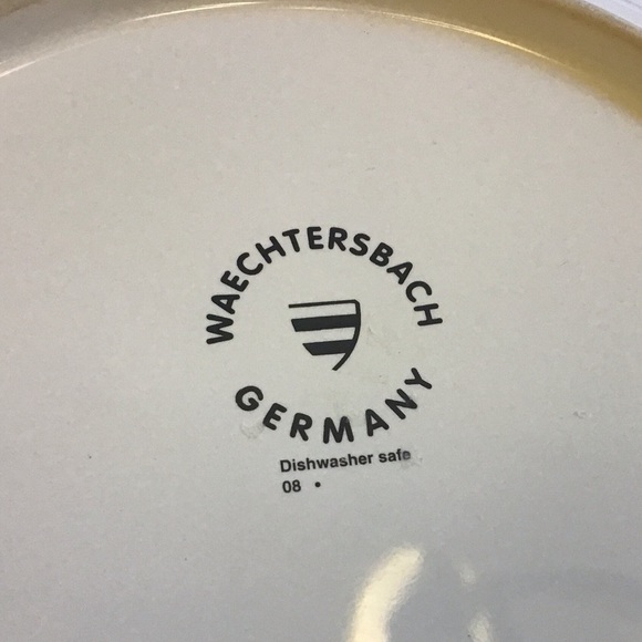 Waechtersbach snowflake 8” salad plate.  Germany.  Dishwasher safe. - Picture 4 of 4